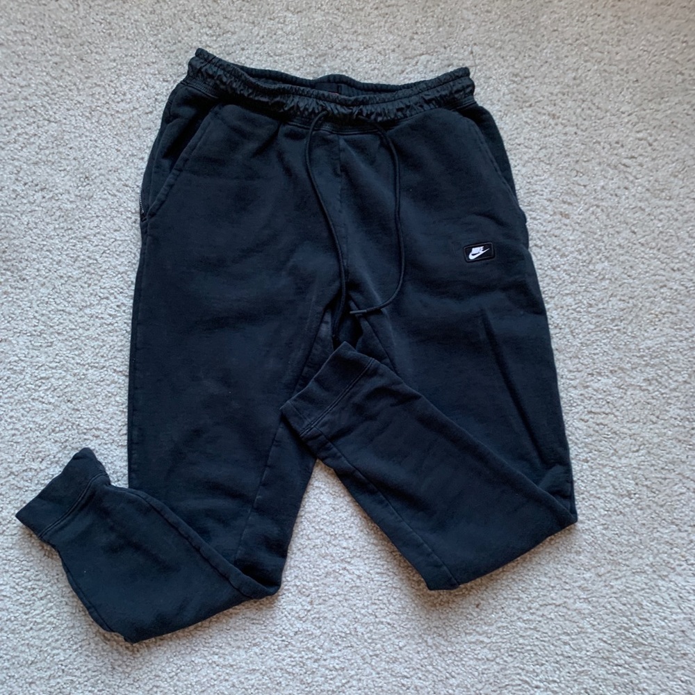 Nike Fleece Joggers Size Medium